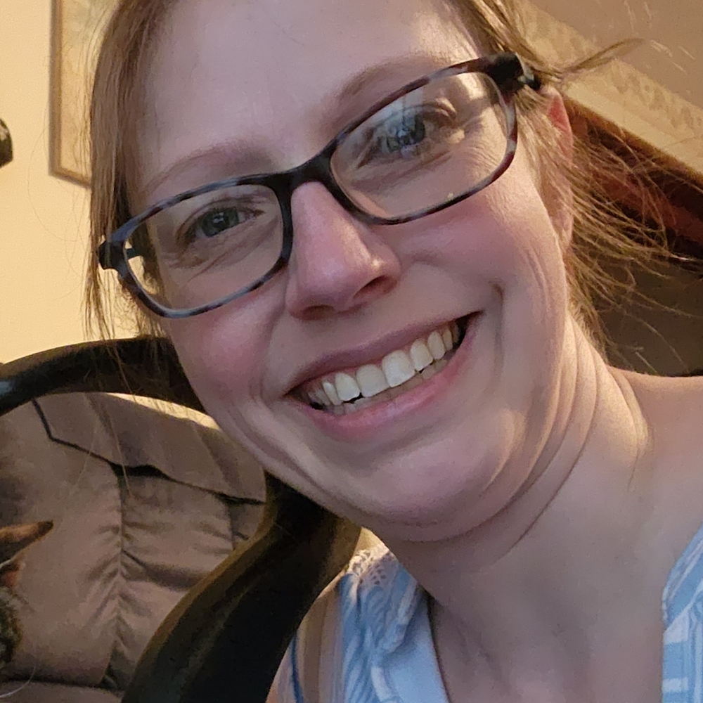 Meet your Posher, Emily